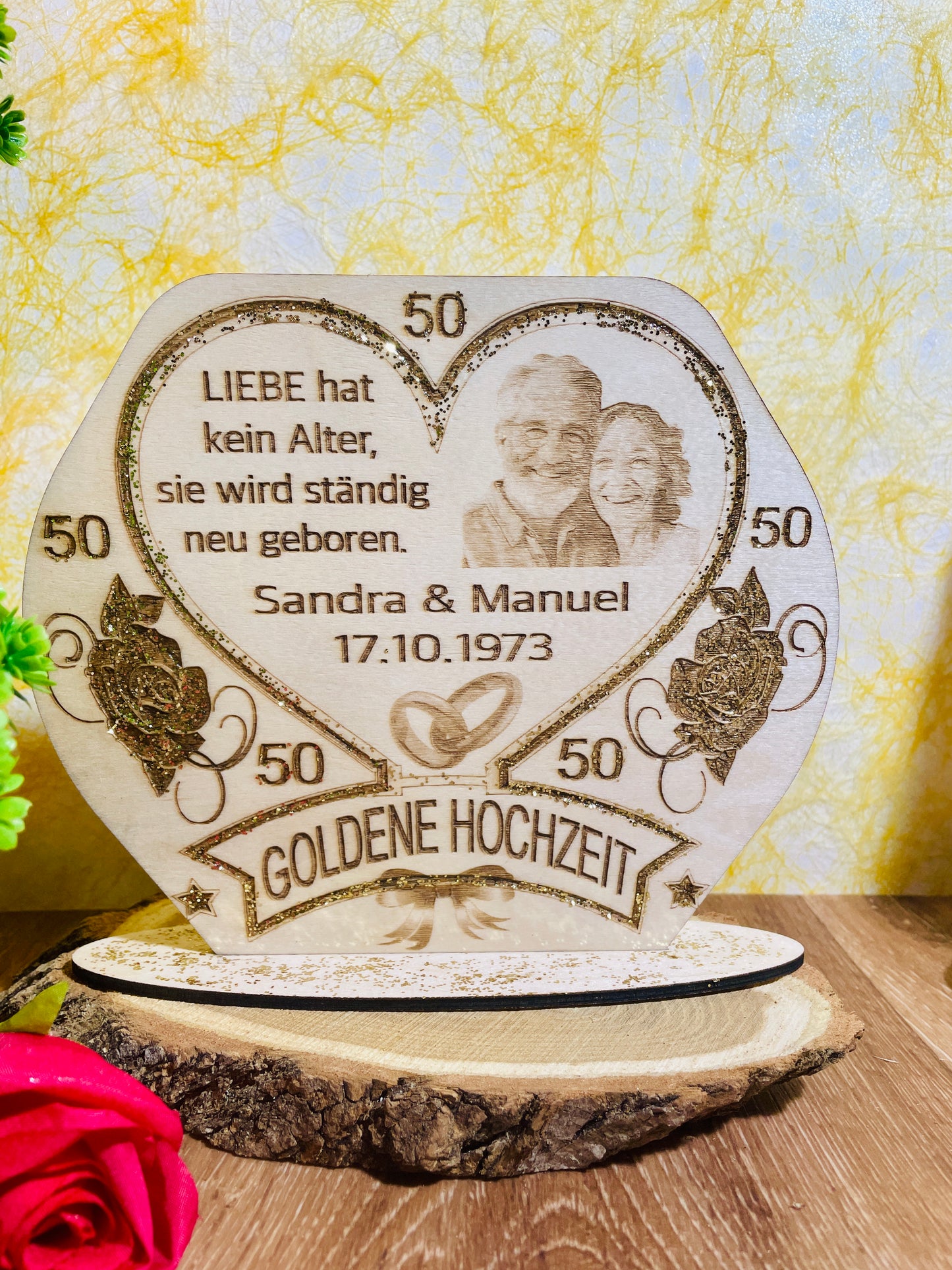 Goldene Hochzeit Aufsteller aus Holz, graviert, mit Namen, Hochzeitsdatum und Foto PERSONALISIERT